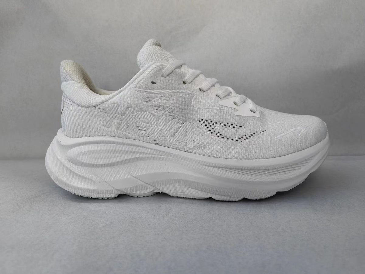 HOKA Clifton 10