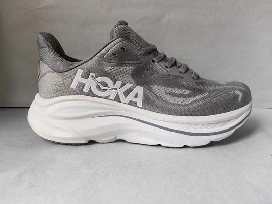 HOKA Clifton 10