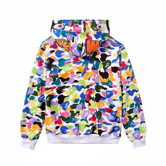 BAPEのフーディー