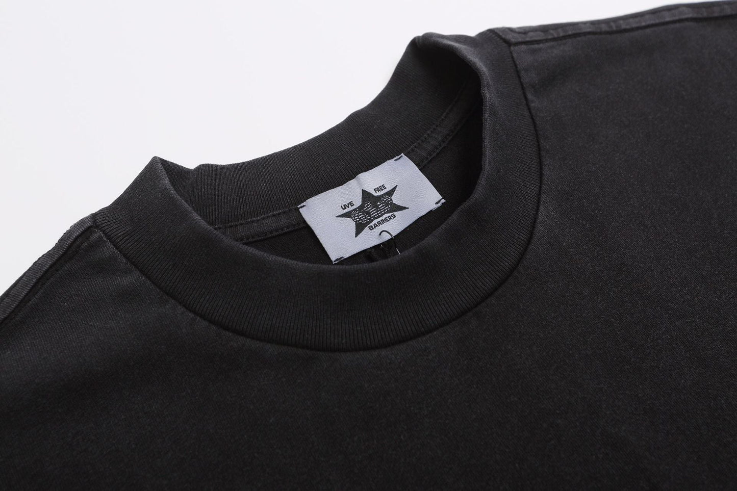 Fear of God Essentials Tシャツ