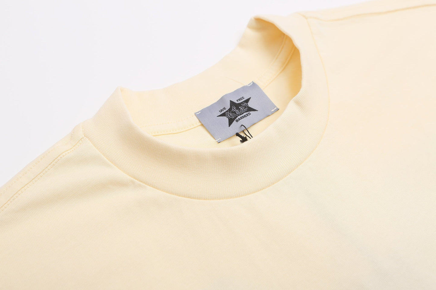 フィア オブ ゴッド エッセンシャルズ Tシャツ
