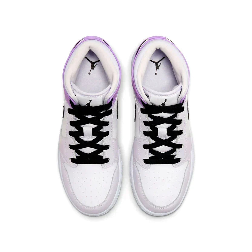 Air Jordan 1 Mid 'Barely Grape'