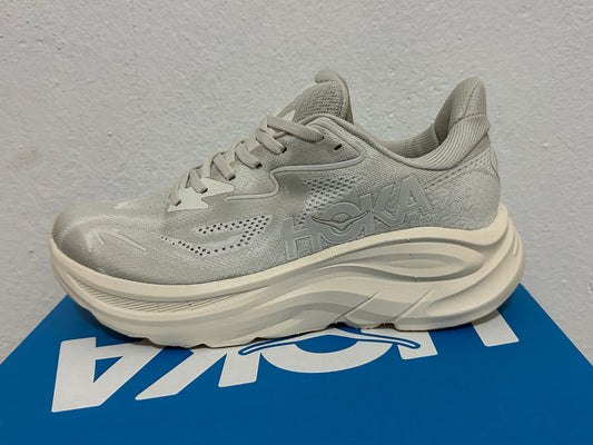 HOKA Clifton 10